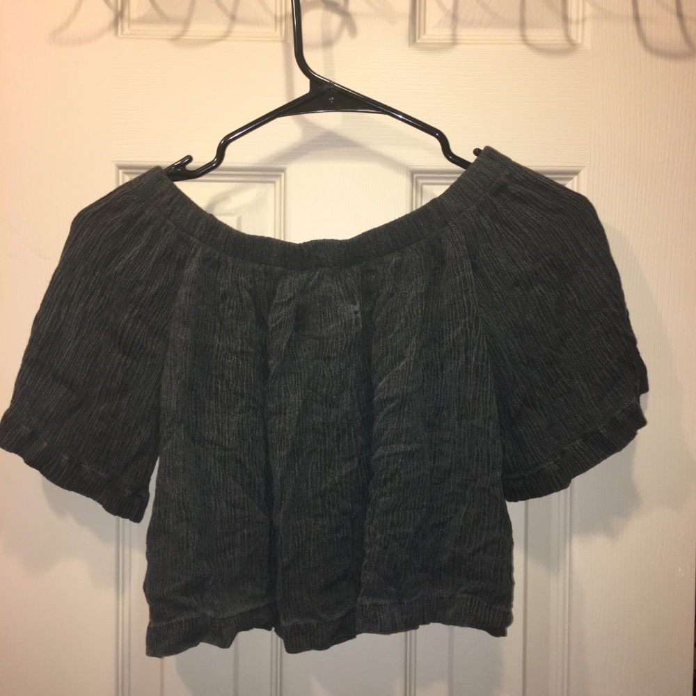 Urban Renewal remade gauzy off-the-shoulder top - Picture 3 of 4
